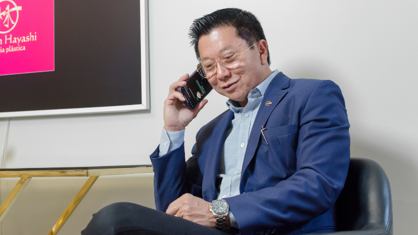 Milton Seigi Hayashi destaca o equilíbrio entre estética e função na rinoplastia.