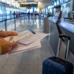 Passagens aéreas com desconto podem transformar viagens urgentes em alívio financeiro