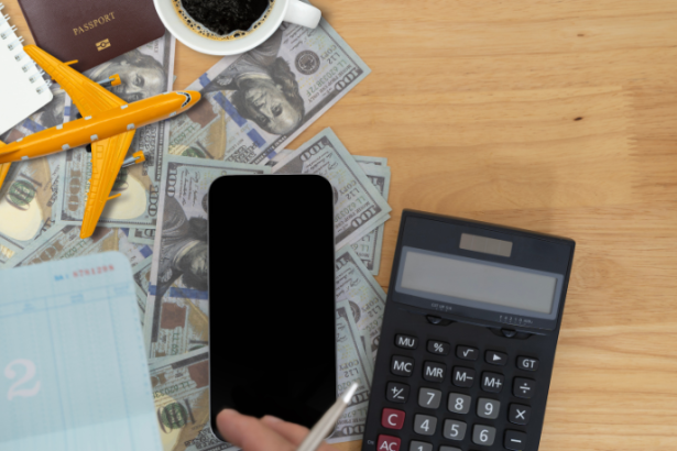 Voa Brasil: como funciona o programa que oferece passagens de R$ 200 para aposentados